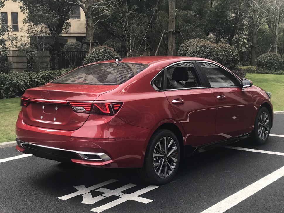 Kia K3 technical specifications and fuel economy